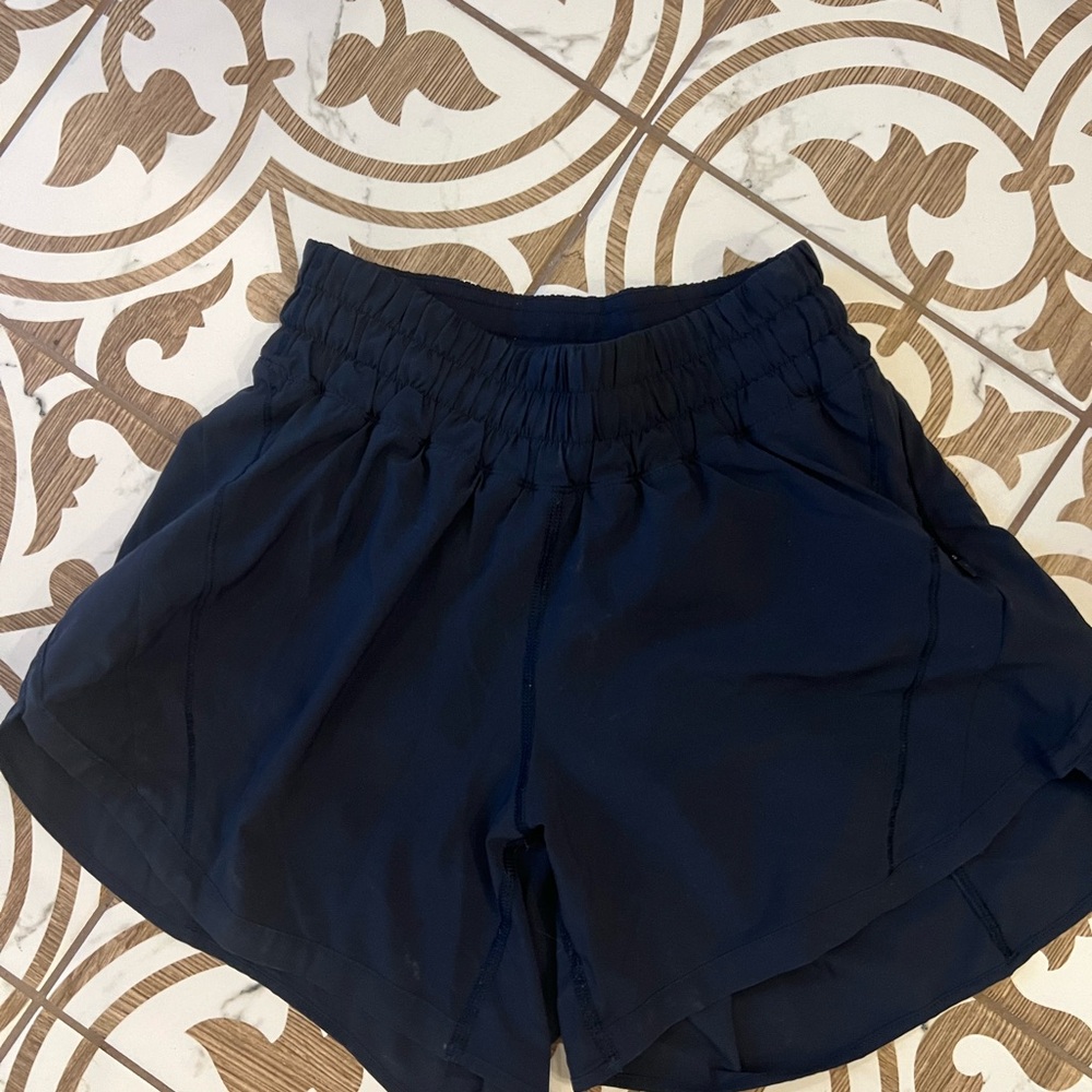 Navy Lululemon hotty hot shorts